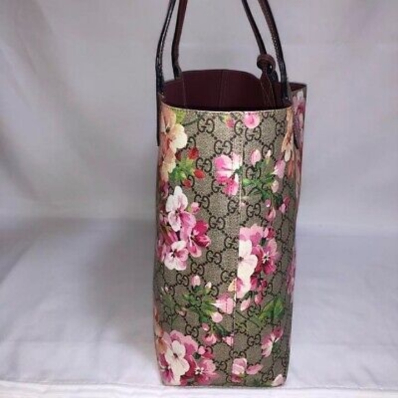 Gucci Luxury Bag STUNNING!! ๐งก๐๐ฉท๐๐๐ - Picture 7 of 12